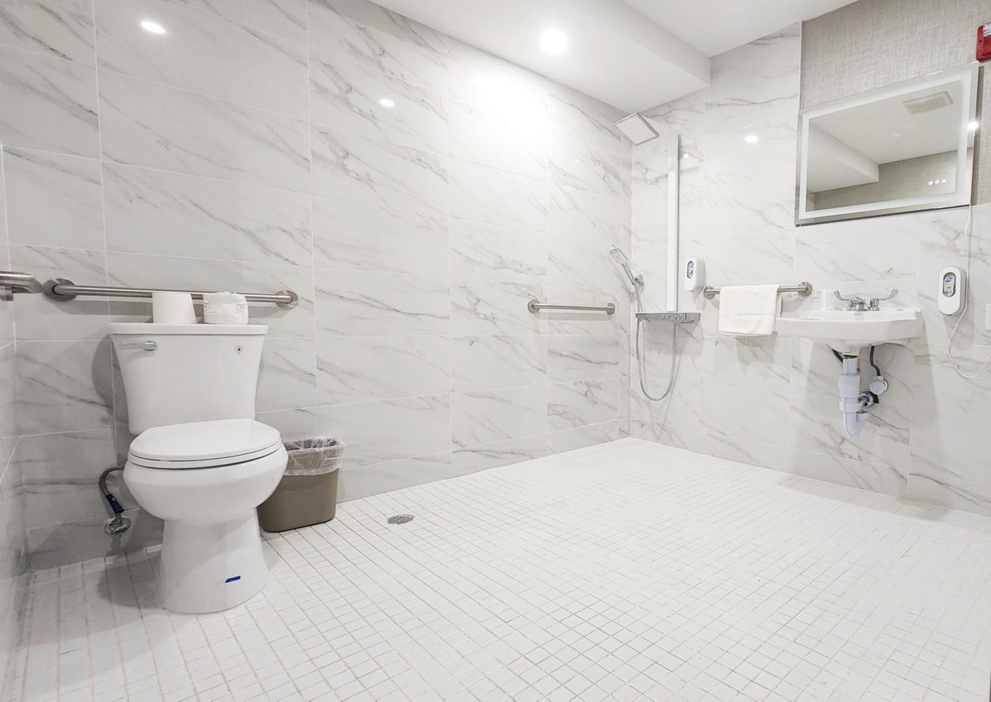 Hotel Fuego Bronx Brand New New York